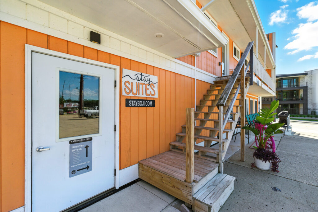 28-MIllersBaySuite_028