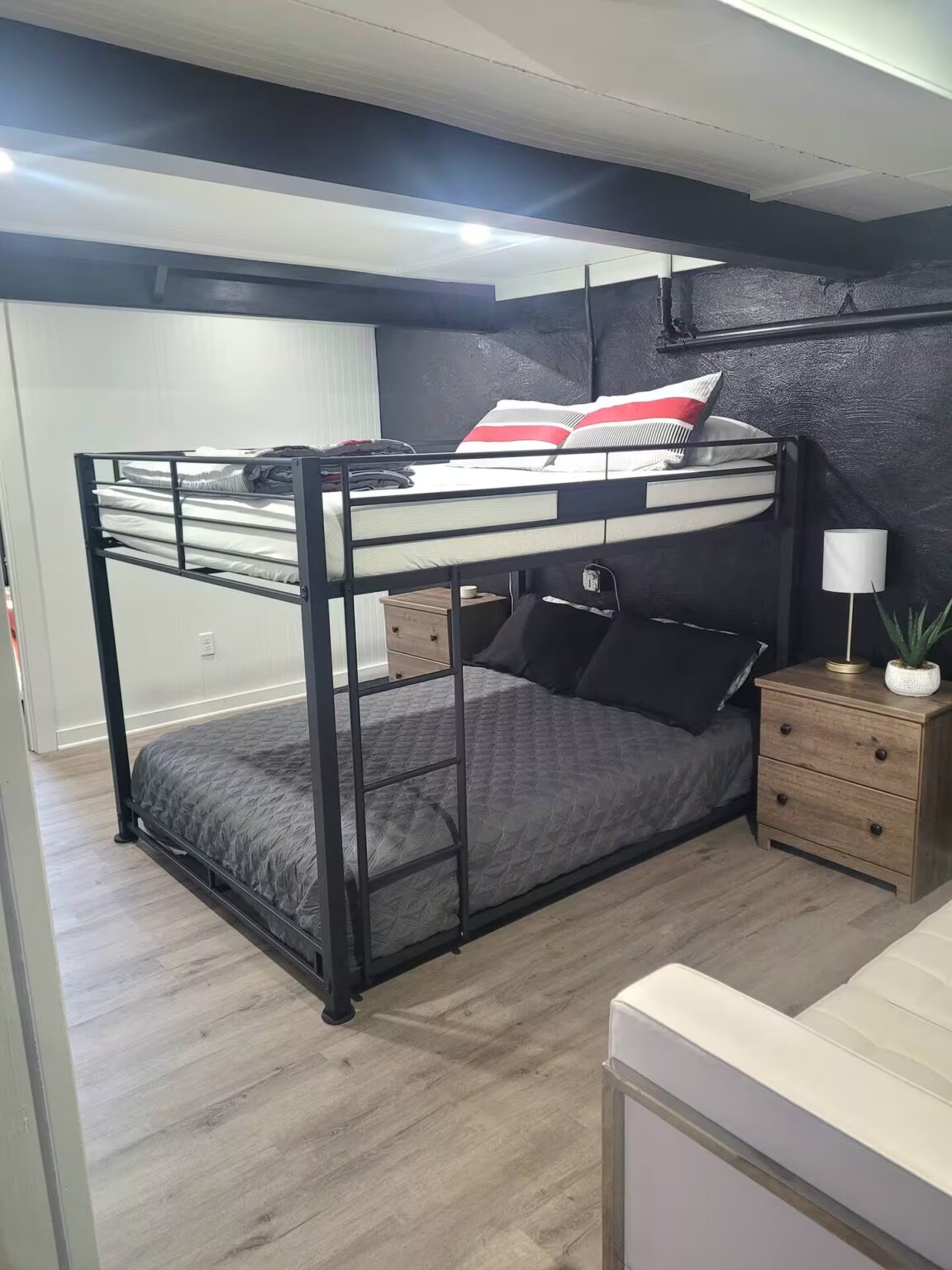 blu Basement Bunk