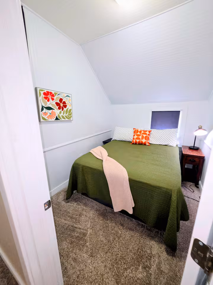 bedroom 4 - yellow house